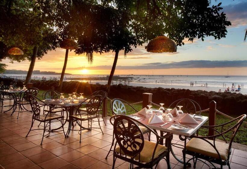 هتل Tamarindo Diria Beach Resort