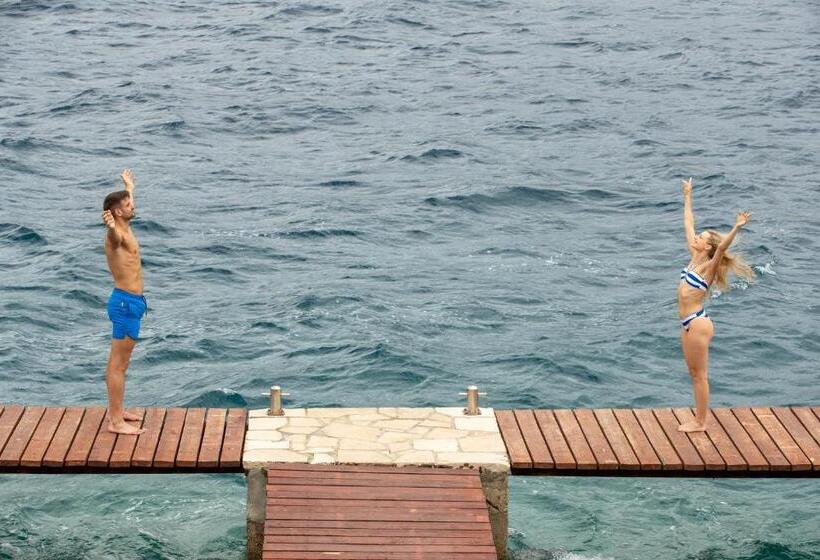 هتل Tui Blue Kalamota Island   All Inclusive