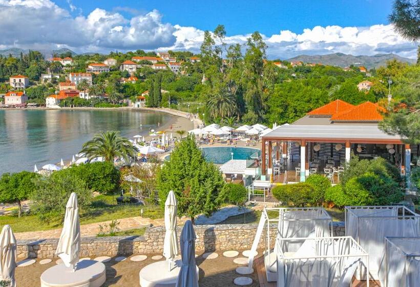 هتل Tui Blue Kalamota Island   All Inclusive