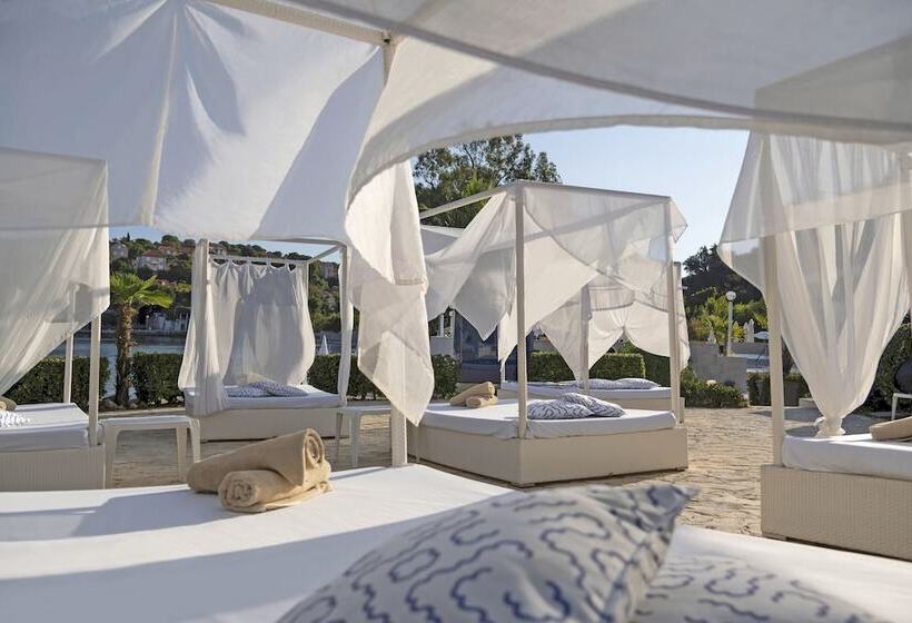 هتل Tui Blue Kalamota Island   All Inclusive