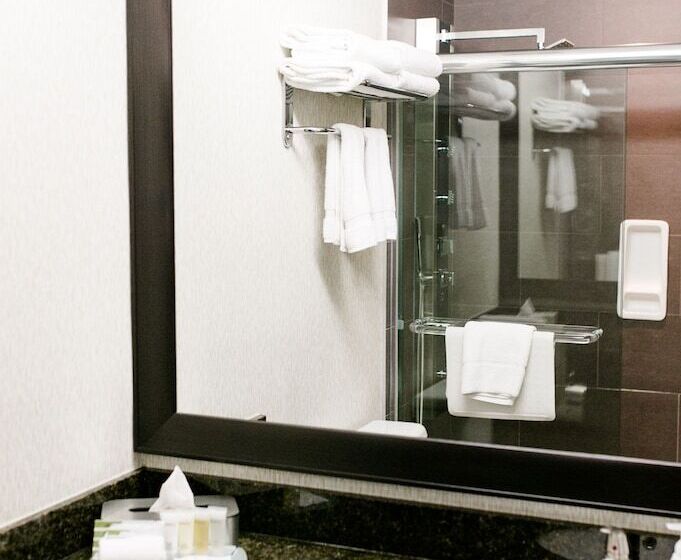 בית מלון כפרי Victoria Inn Flin Flon