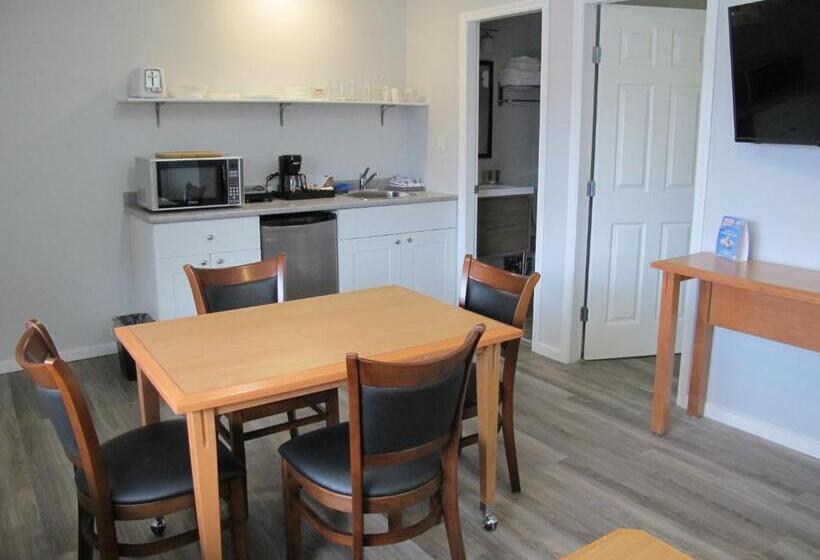בית מלון כפרי Westridge Motor Inn