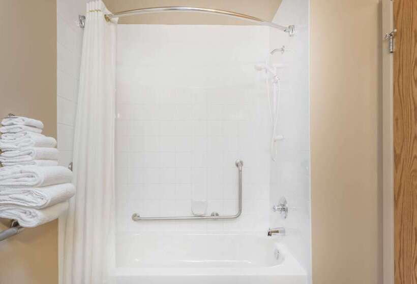 מוטל Super 8 By Wyndham Pincher Creek Ab