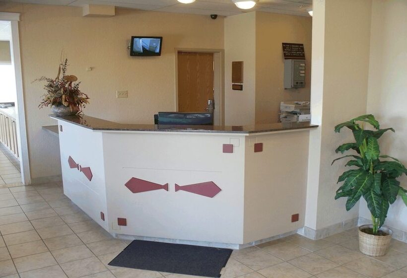 מוטל Super 8 By Wyndham Pincher Creek Ab