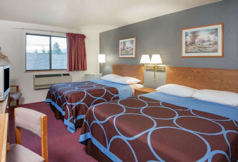 فندق على الطريق Super 8 By Wyndham Salmon Arm