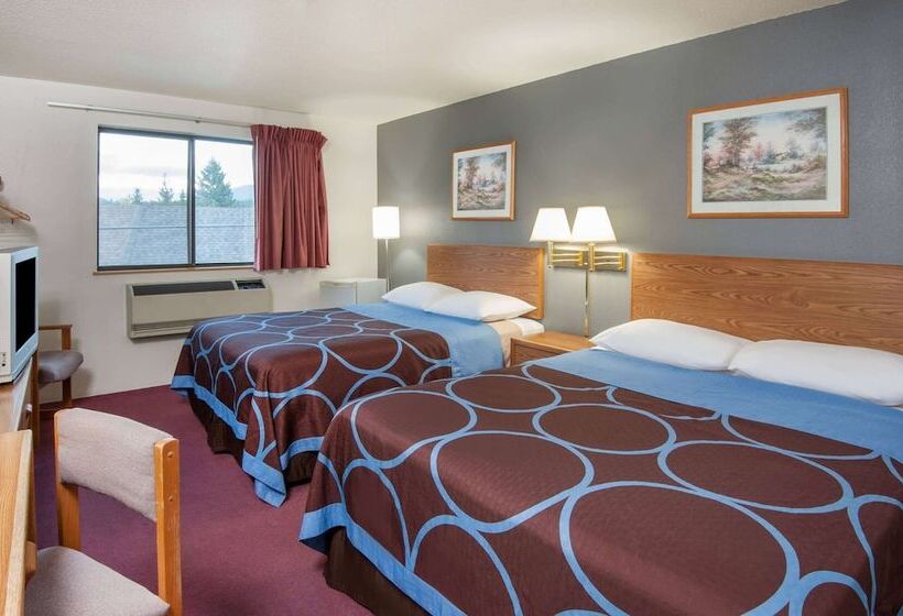 Motel Super 8 By Wyndham Salmon Arm