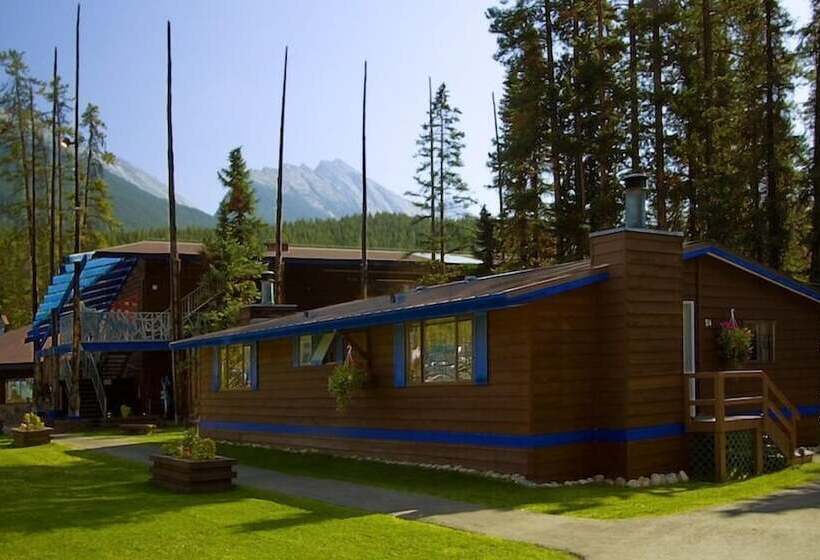 استراحتگاه Sunwapta Falls Rocky Mountain Lodge