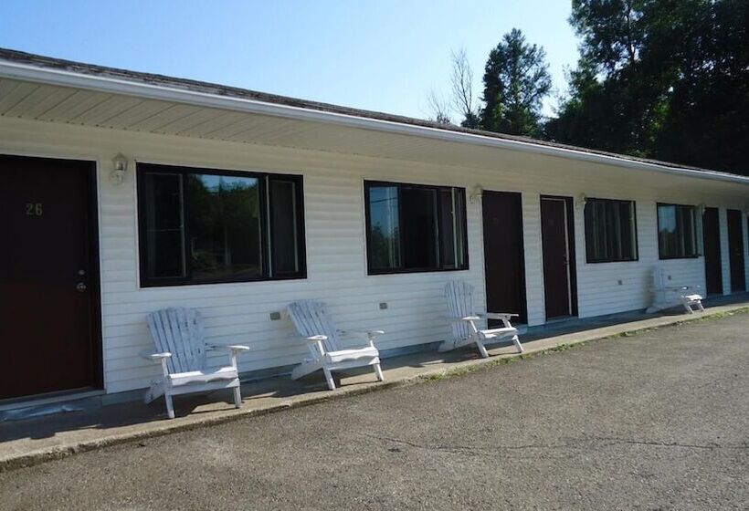 Stiles Motel Hill View
