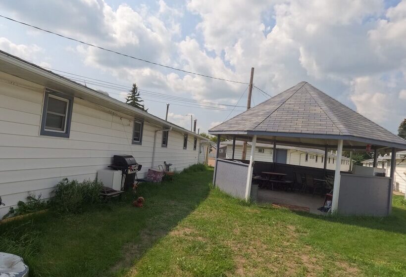 Westview Motel