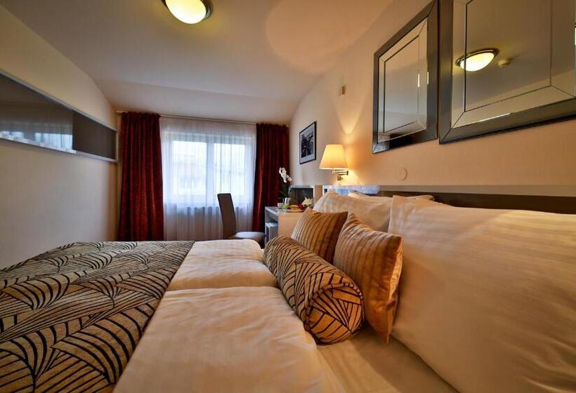 Fotos del hotel Ariston & Ariston Patio:  29