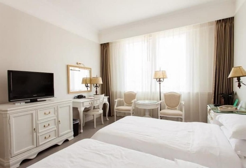 בית מלון כפרי Golden Coast Lawton