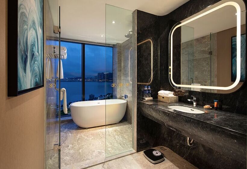 Fotos del hotel Grand Bay Hotel Zhuhai:  4