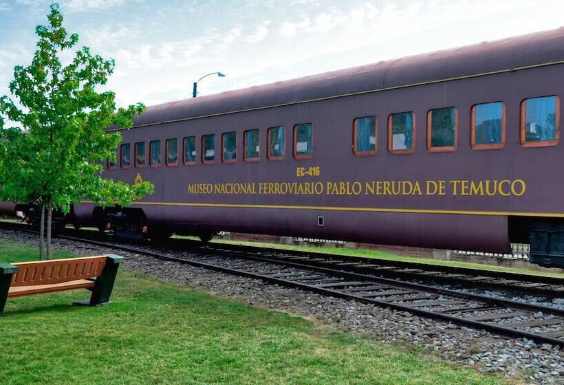 هتل Holiday Inn Express   Temuco, An Ihg