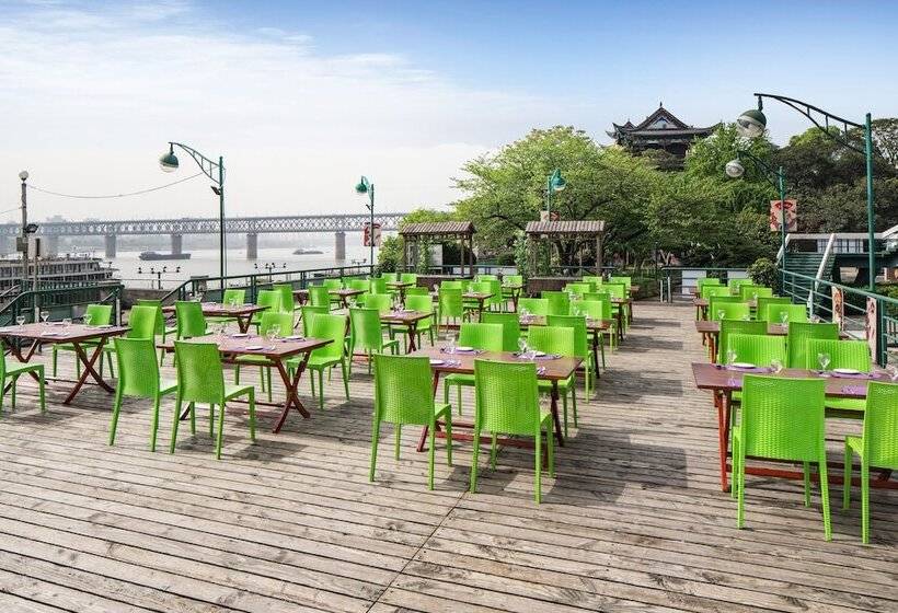 Fotos del hotel Holiday Inn Riverside Wuhan, An Ihg:  9