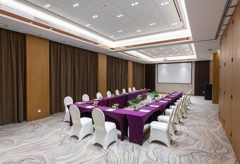 Fotos del hotel Holiday Inn Riverside Wuhan, An Ihg:  10