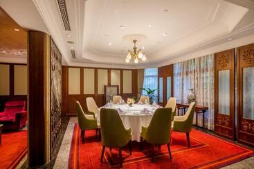 هتل Shanghai Donghu