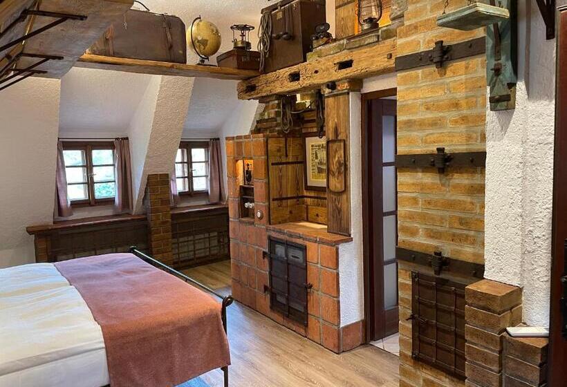 Romantik Hotel U Raka