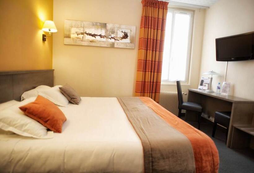 Brit Hotel Le Surcouf