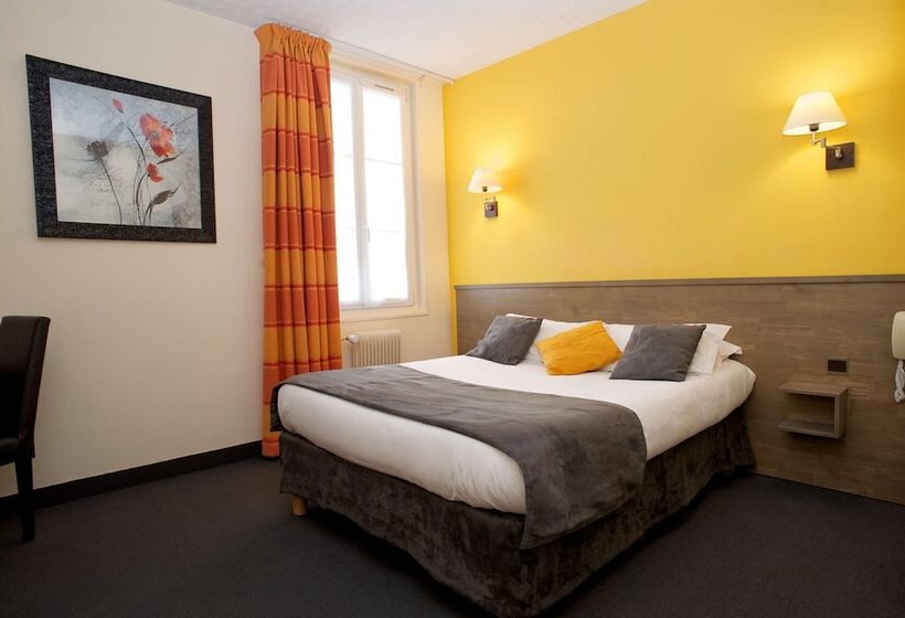 Brit Hotel Le Surcouf