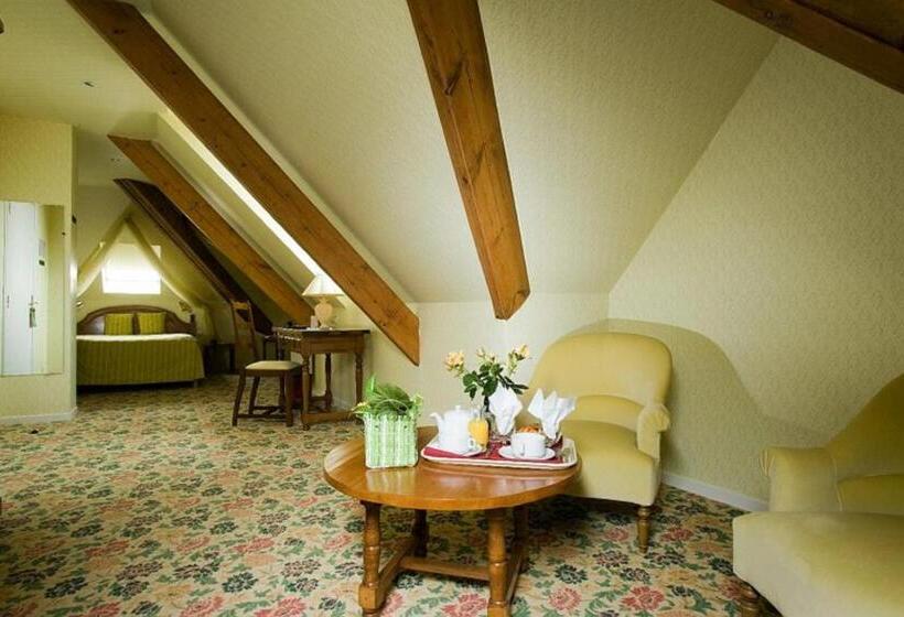 호텔 Logis Belle Hôtel, Lille Ouest