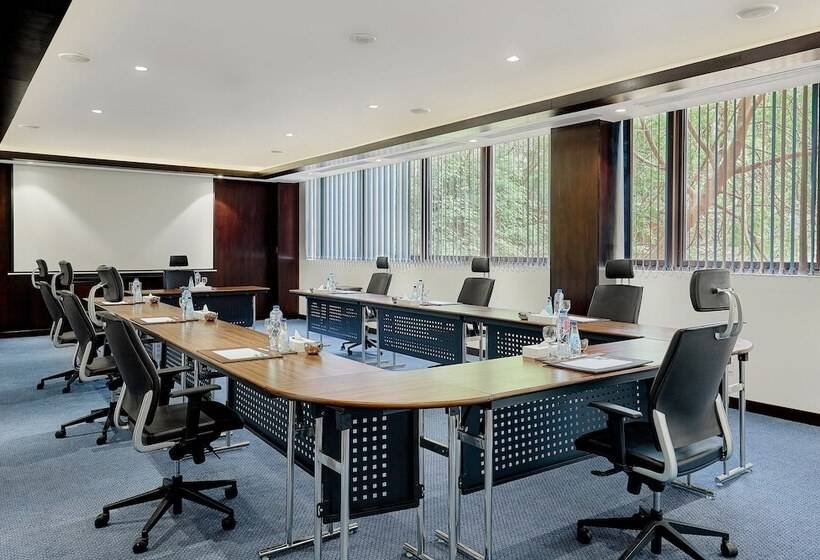 هتل Holiday Inn Cairo Maadi, An Ihg
