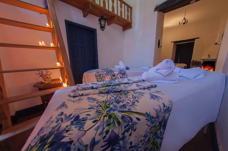 ホテル Hostería Hacienda Pinsaqui