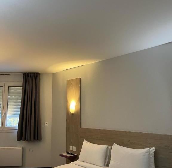 בית מלון כפרי Kyriad Saint Fargeau Ponthierry  Apollonia