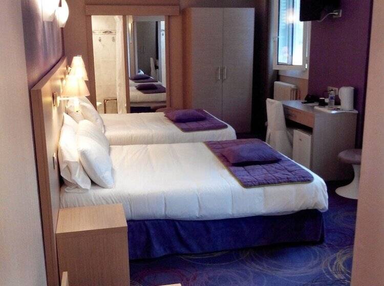 هتل Hôtel Christina Lourdes