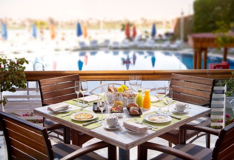 Sonesta St. George Hotel Convention Center