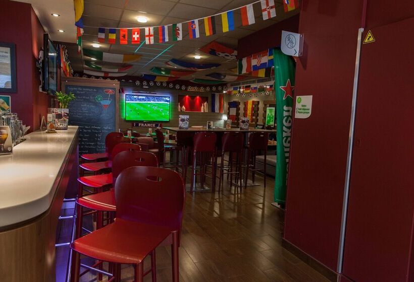 Fotos del hotel Campanile Paris 19  La Villette:  13