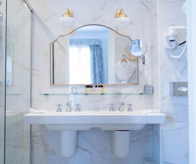 Fotos del hotel Claridge Paris:  39