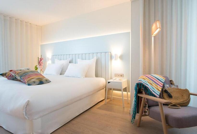 Hotel Croisette Beach Cannes  Mgallery