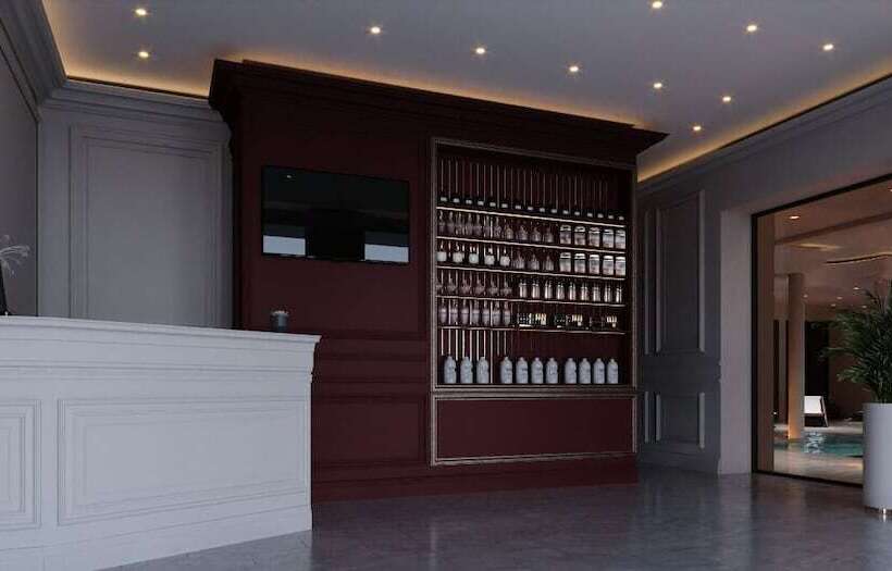 هتل Domaine De Rochebois & Spa Nuxe