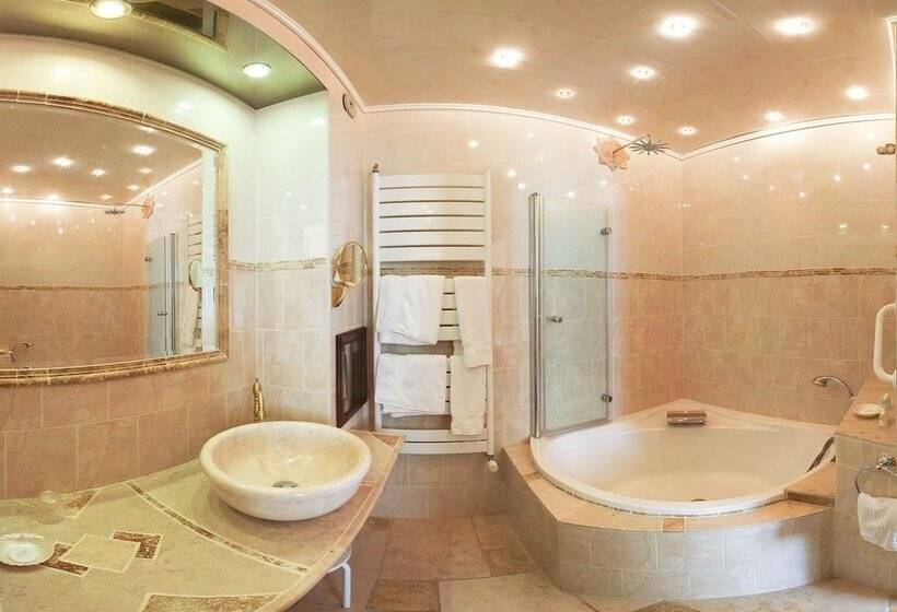 هتل Hostellerie Du Vieux Cordes