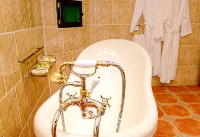 هتل Hostellerie Du Vieux Cordes