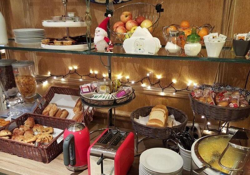 Fotos del hotel Hôtel De La Paix:  11