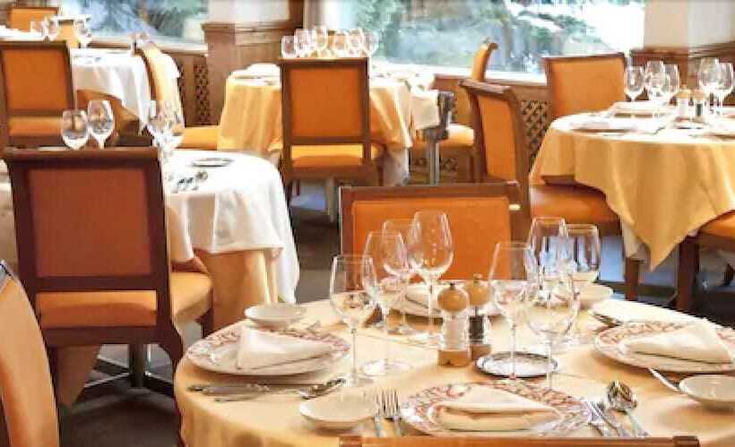 هتل Hôtel Les Sherpas