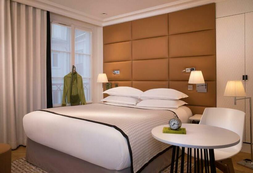 Hôtel R De Paris – Boutique