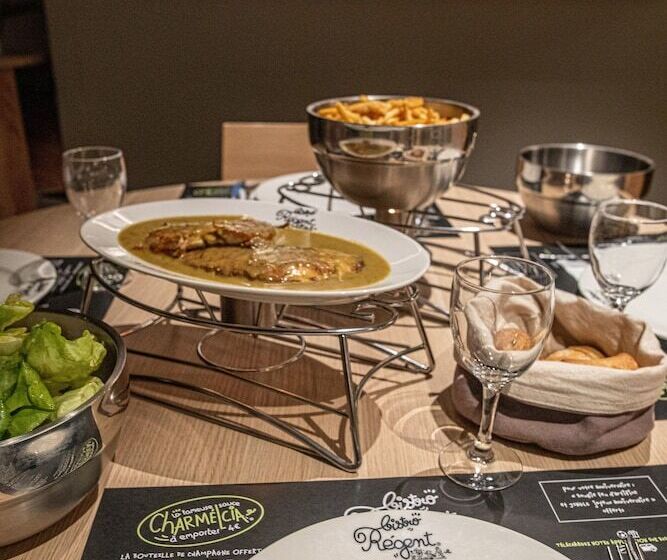 Otel Ibis Styles Clermont Ferrand Aéroport