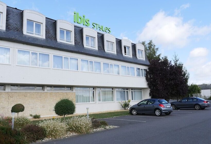 בית מלון כפרי Ibis Styles Poitiers Nord