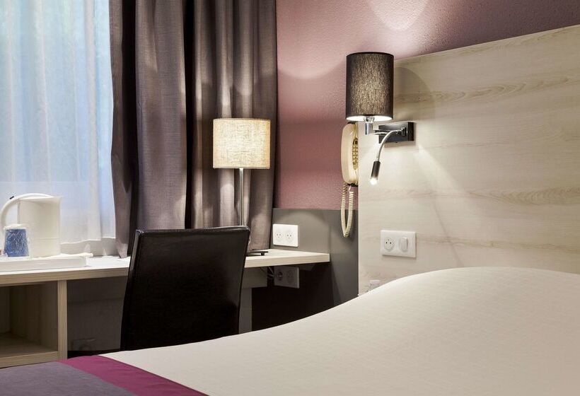 ホテル Kyriad Lille Est Villeneuve D Ascq