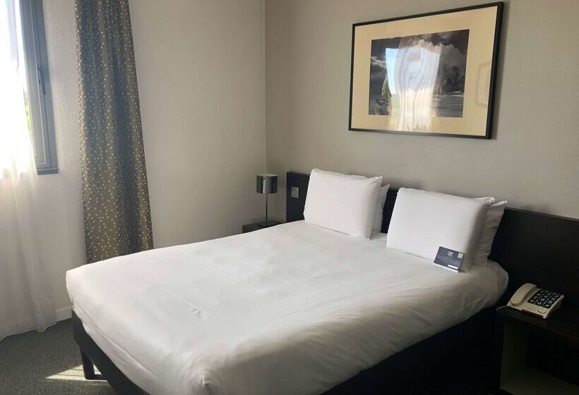 هتل Kyriad Hôtel Orly Aéroport   Athis Mons