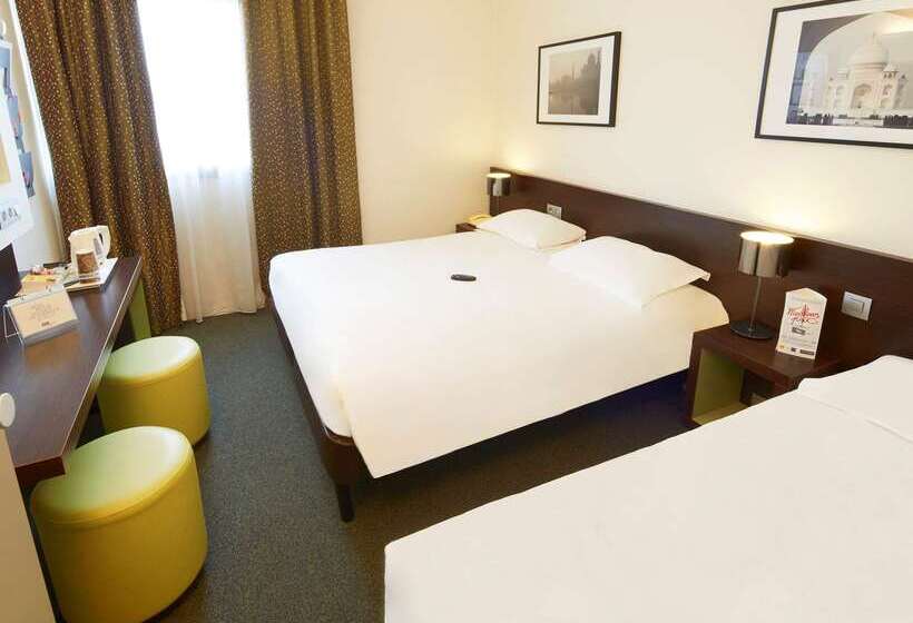 هتل Kyriad Hôtel Orly Aéroport   Athis Mons