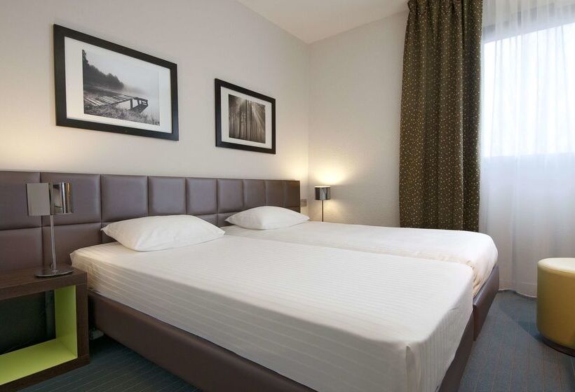 هتل Kyriad Hôtel Orly Aéroport   Athis Mons