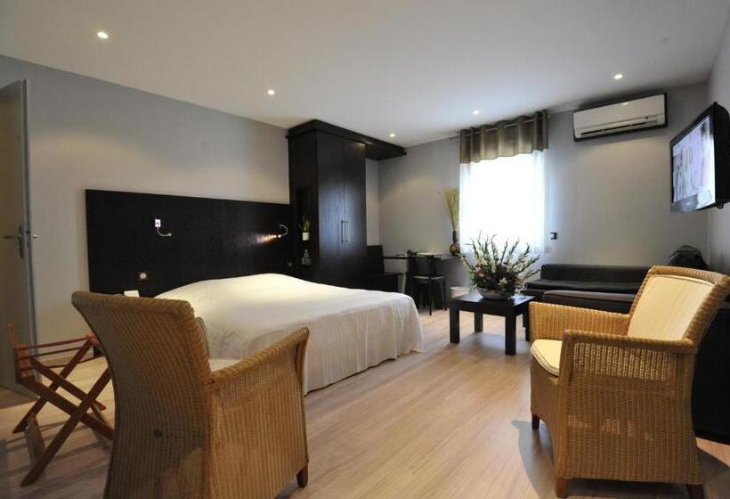 هتل Logis Cottage