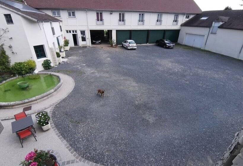 Logis Hotel Le Cerf