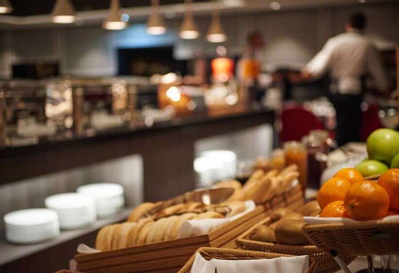 Fotos del hotel Lyon Marriott Hotel Cité Internationale:  25 Fotos del hotel Lyon Marriott Hotel Cité Internationale:  25