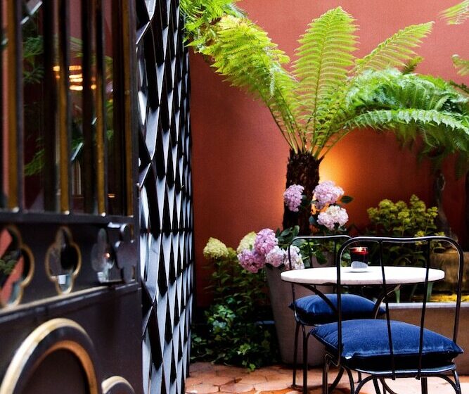 Fotos del hotel Hôtel Bourg Tibourg:  5