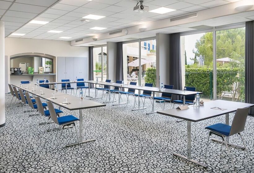 هتل Hôtel Birdy By Happyculture