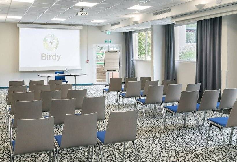 هتل Hôtel Birdy By Happyculture